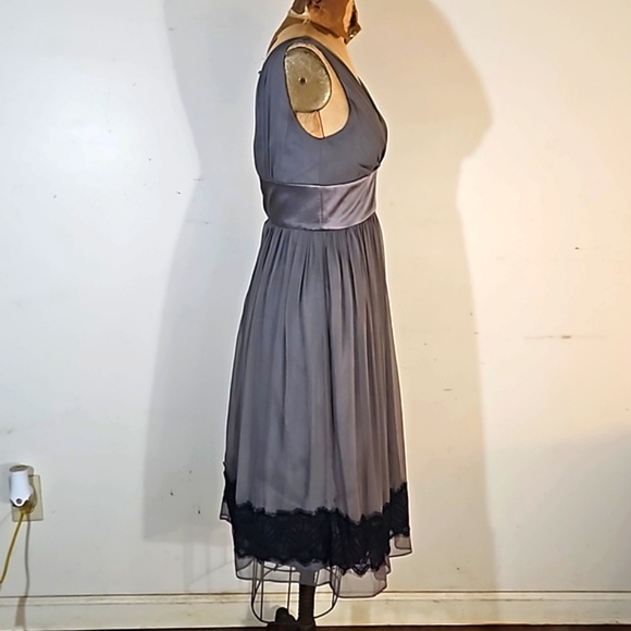 Silk NWOT flirty little party dress - Picture 6 of 12